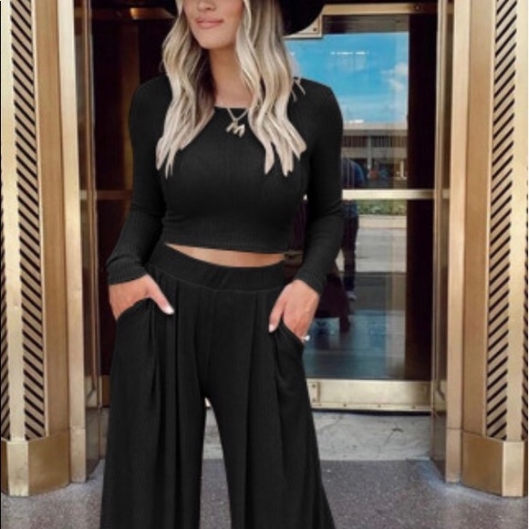 2-pc Loungewear Top/Wide Leg Pant - Picture 7 of 11